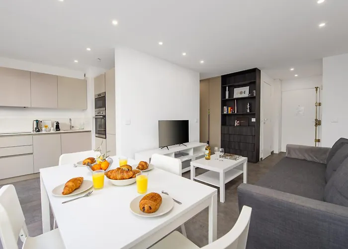 Apartman St Pierre - Magnifique - 100 M Des Plages - Parking Menton